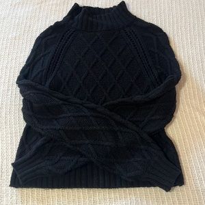 American Eagle black turtle neck